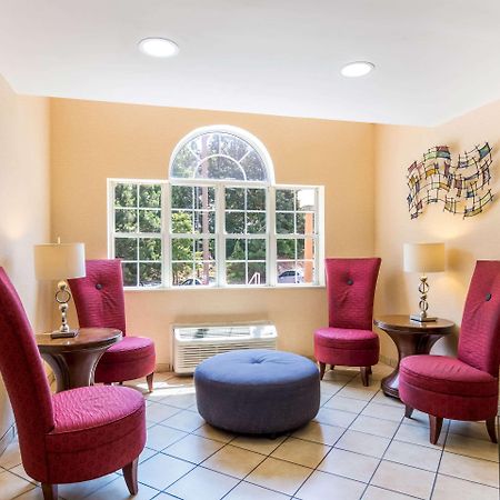 Quality Inn Chester - South Richmond Екстер'єр фото