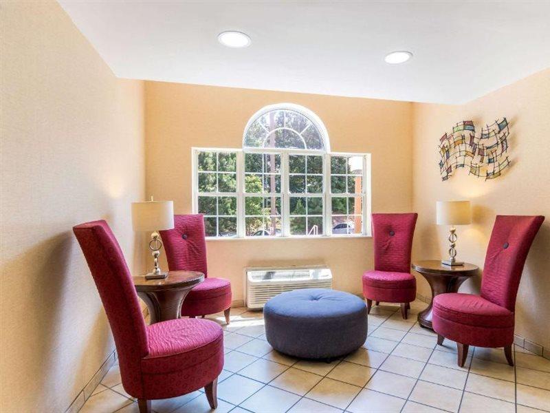 Quality Inn Chester - South Richmond Екстер'єр фото