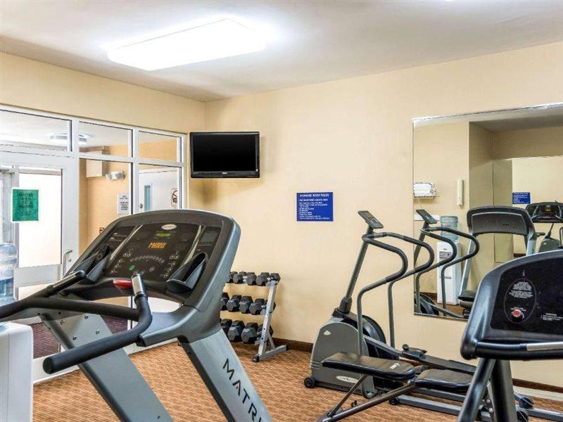 Quality Inn Chester - South Richmond Екстер'єр фото