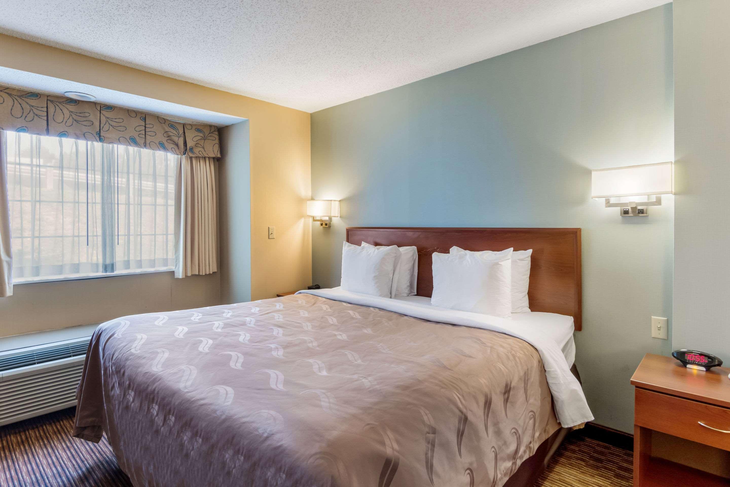 Quality Inn Chester - South Richmond Екстер'єр фото