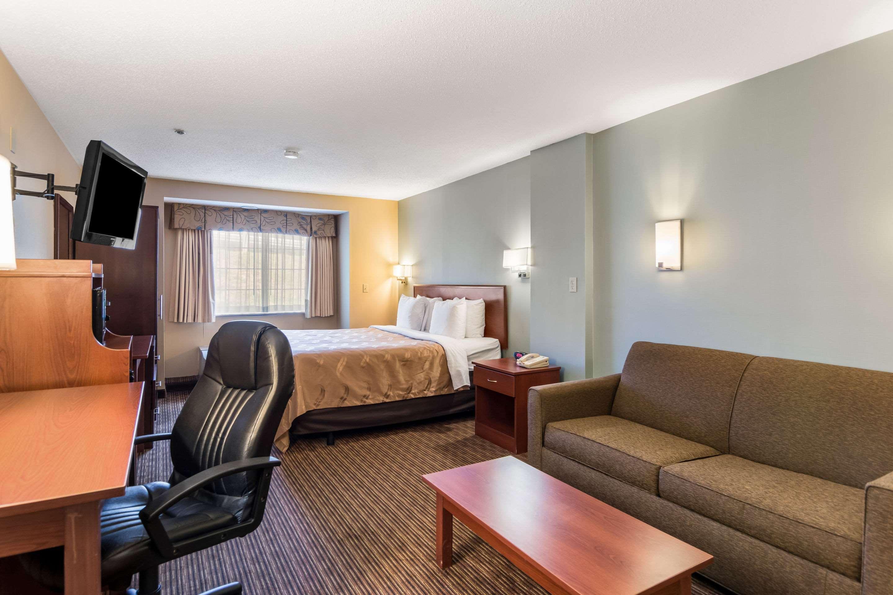 Quality Inn Chester - South Richmond Екстер'єр фото