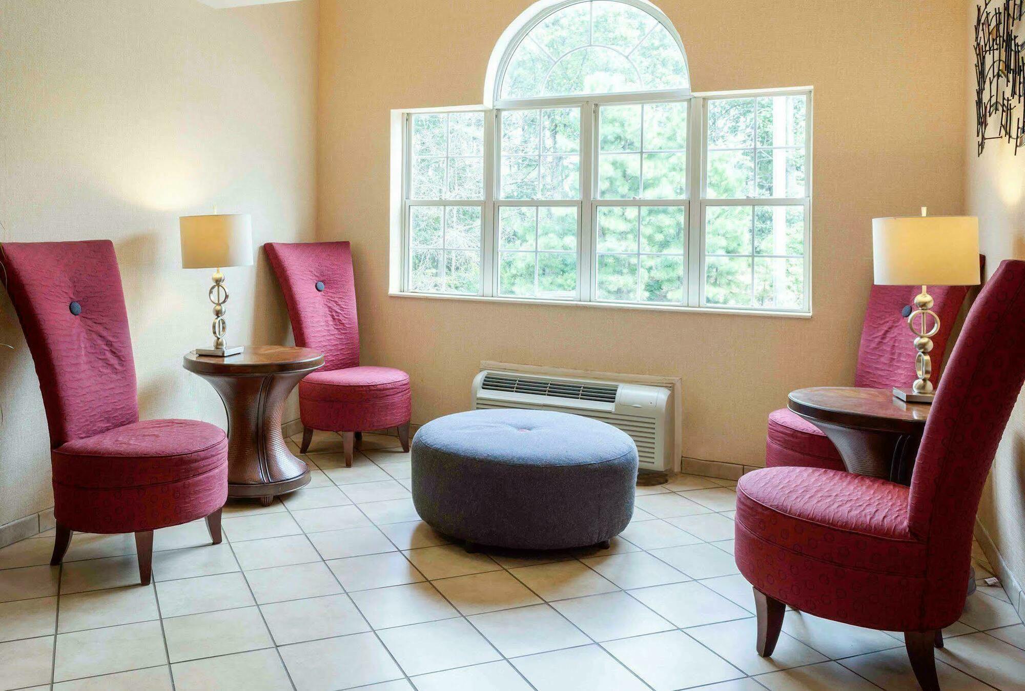 Quality Inn Chester - South Richmond Екстер'єр фото