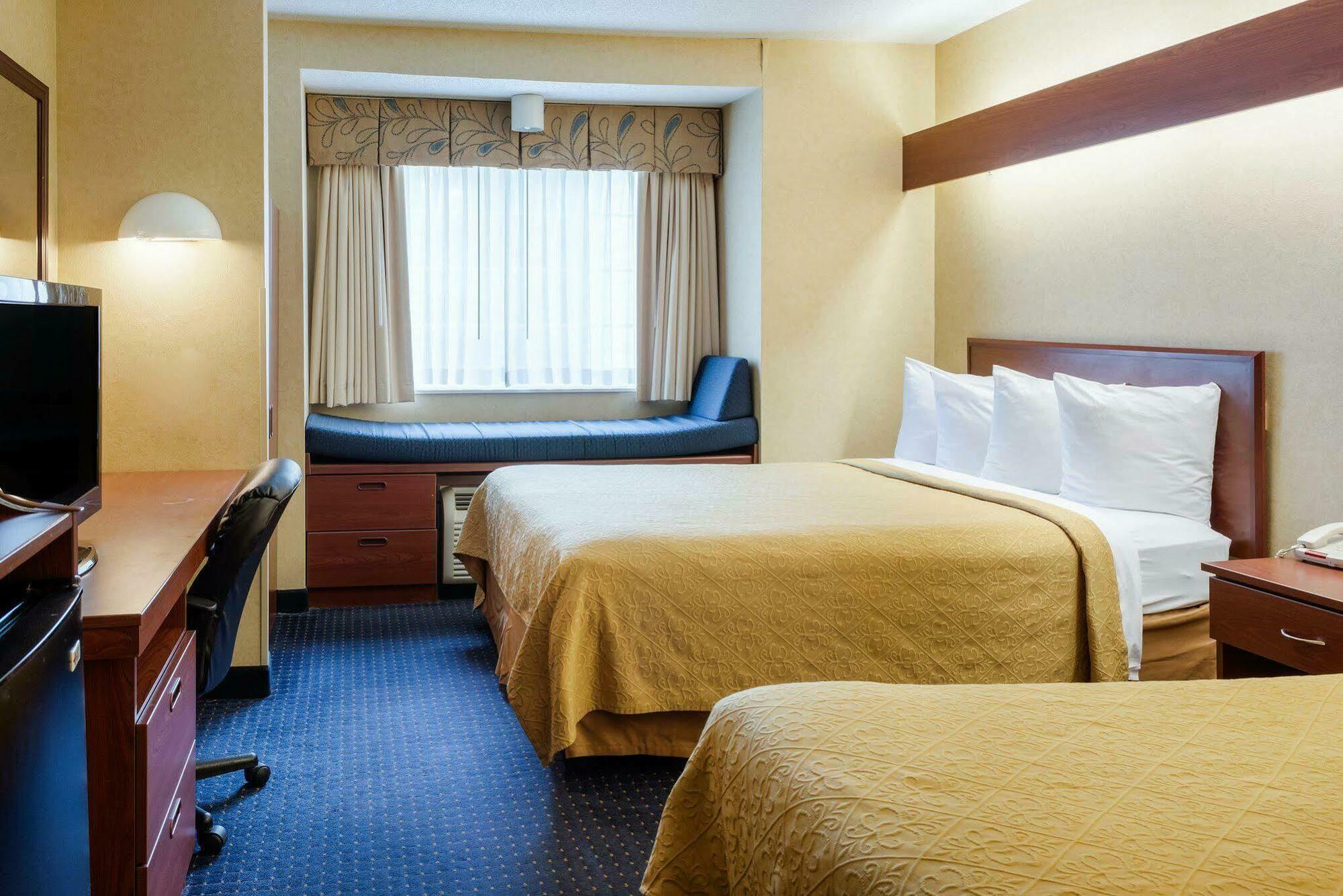 Quality Inn Chester - South Richmond Екстер'єр фото