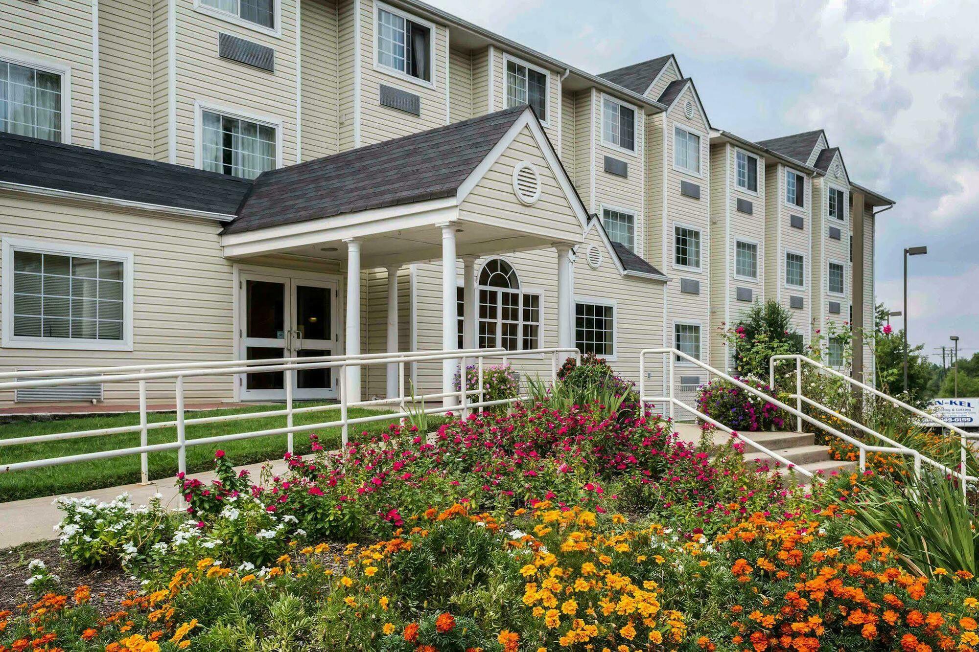 Quality Inn Chester - South Richmond Екстер'єр фото